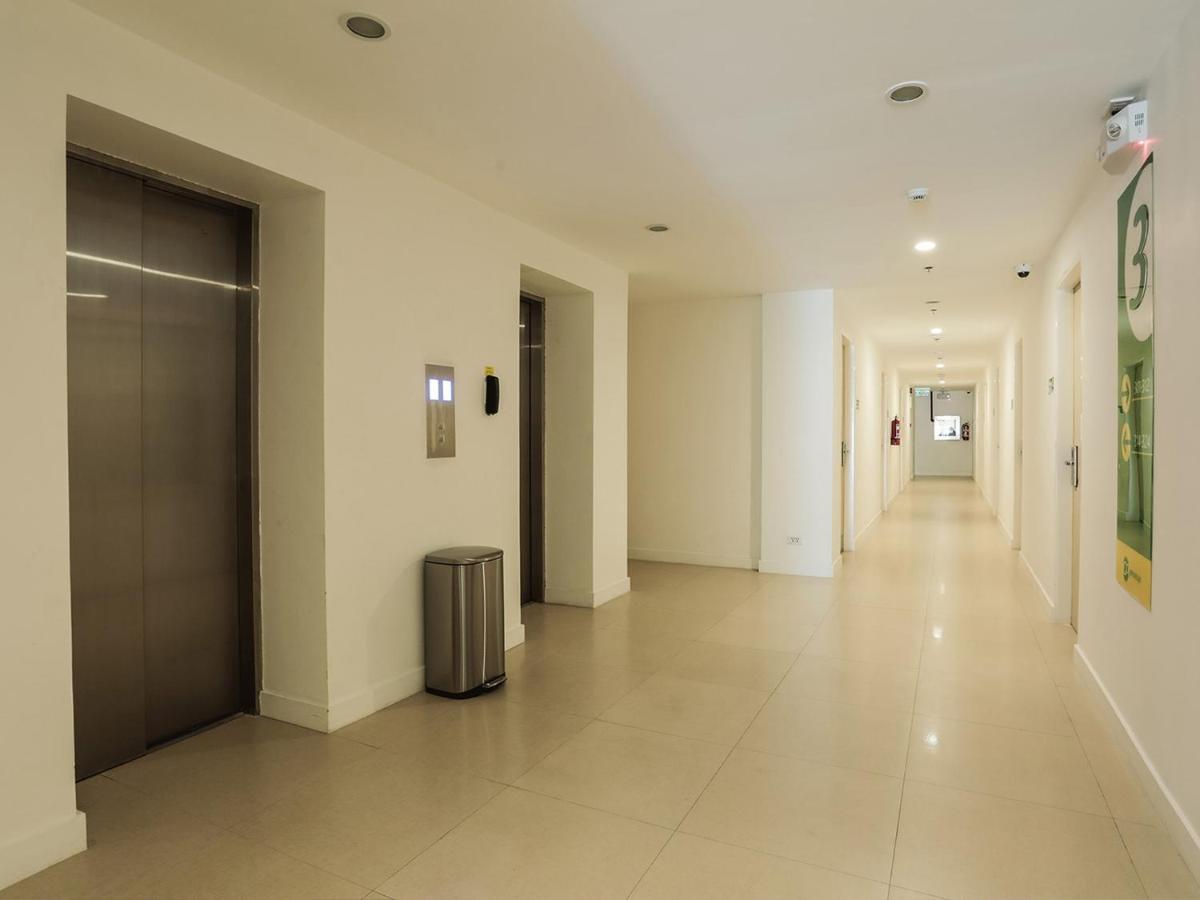 Go Hotels Timog Quezon City Εξωτερικό φωτογραφία