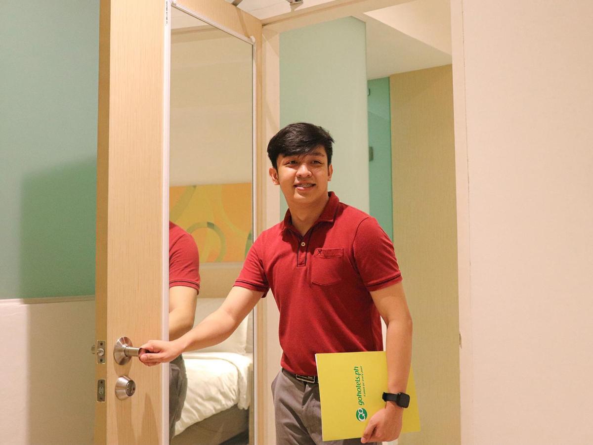 Go Hotels Timog Quezon City Εξωτερικό φωτογραφία