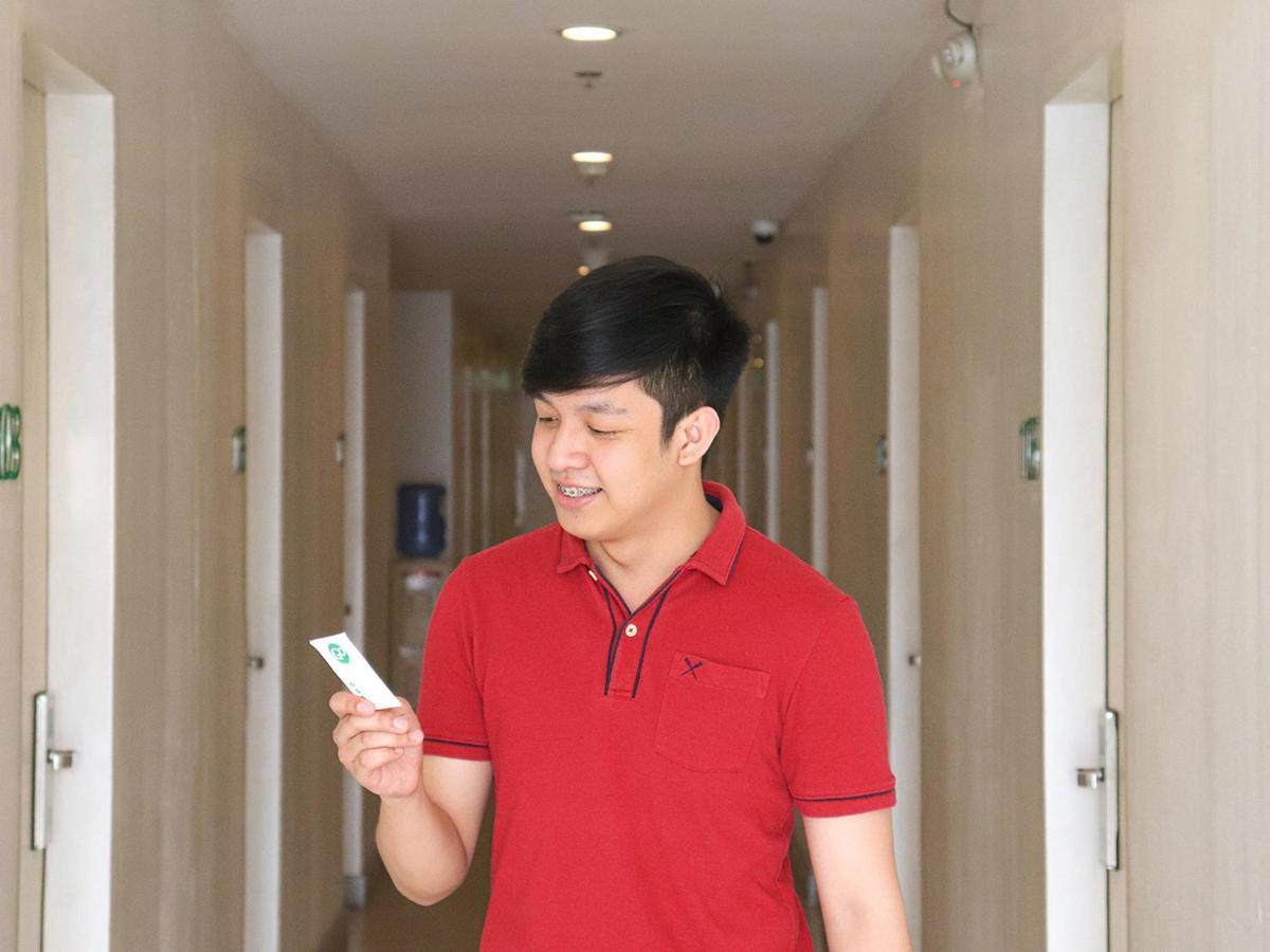 Go Hotels Timog Quezon City Εξωτερικό φωτογραφία