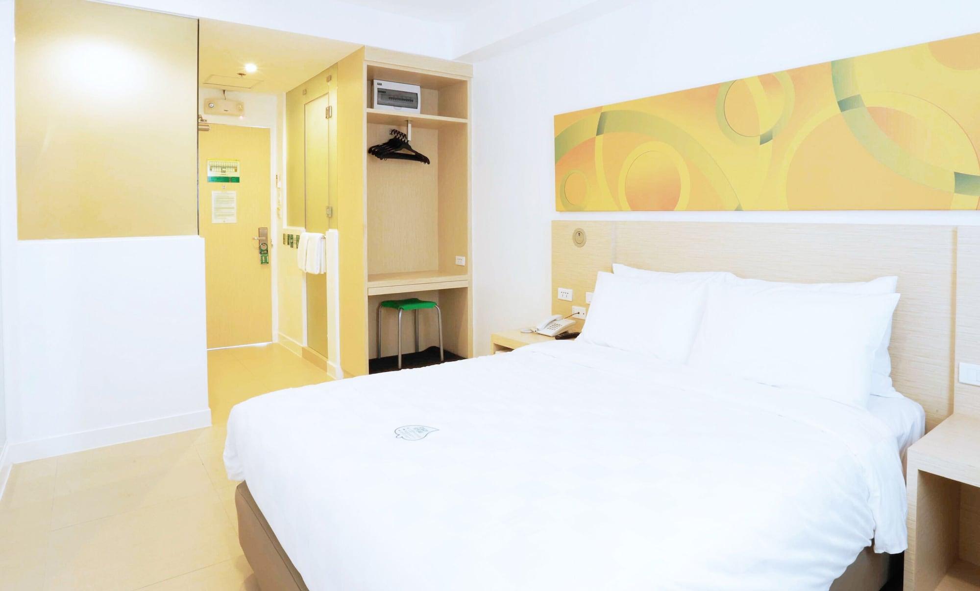 Go Hotels Timog Quezon City Εξωτερικό φωτογραφία