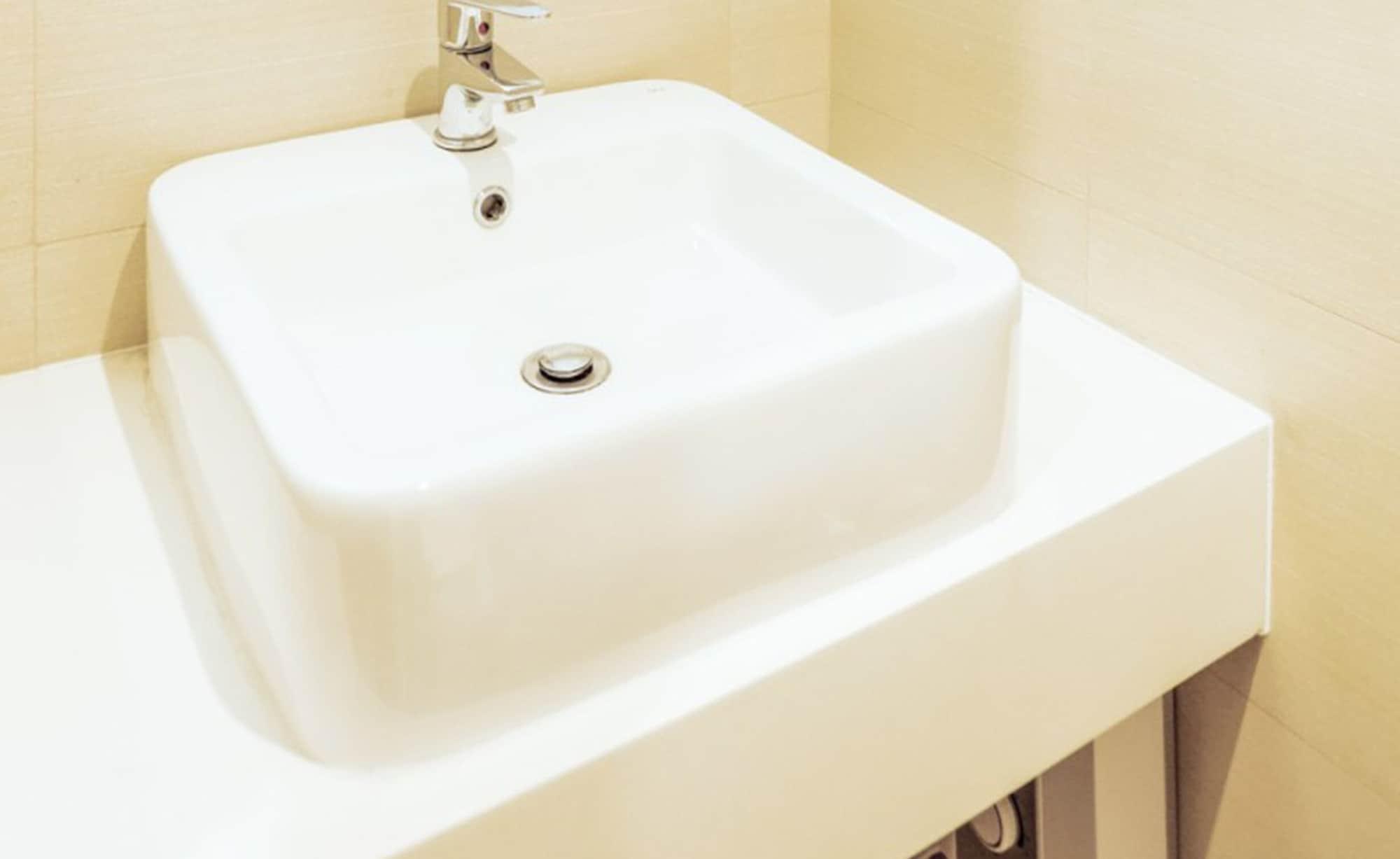 Go Hotels Timog Quezon City Εξωτερικό φωτογραφία